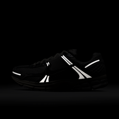 NIKE公式】ナイキ ズーム ボメロ 5 メンズシューズ.オンラインストア